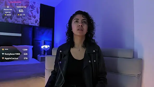 Snapshot of Amareto_ chatting on October 4, 11:52 am Amareto online show from October 4, 11:52 am