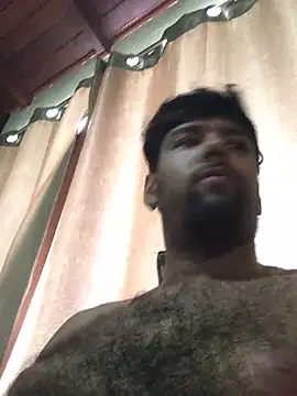 Snapshot of Luksmen chatting on December 13, 3:21 pm Luksmen online show from December 13, 3:21 pm