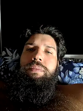 Snapshot of Luksmen chatting on October 26, 1:22 am Luksmen online show from October 26, 1:22 am