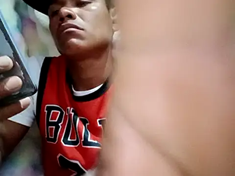 Snapshot of Moreno1813 chatting on March 3, 6:37 am Moreno1813 online show from March 3, 6:37 am