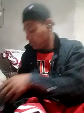 Snapshot of Moreno1813 chatting on March 3, 12:48 pm Moreno1813 online show from March 3, 12:48 pm