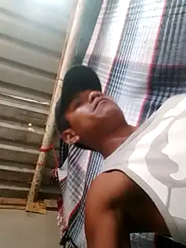 Snapshot of Moreno1813 chatting on March 15, 5:59 pm Moreno1813 online show from March 15, 5:59 pm