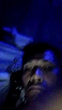 Snapshot of Moreno1813 chatting on October 11, 4:55 am Moreno1813 online show from October 11, 4:55 am