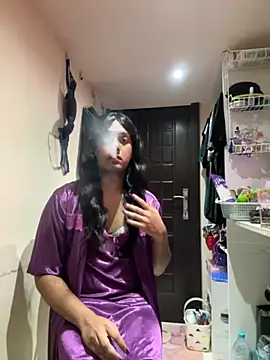 Snapshot of PunyClick8 chatting on September 21, 6:26 am PunyClick8 online show from September 21, 6:26 am