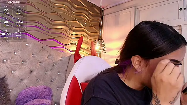 Andreita Jones online show from November 29, 11:46 am