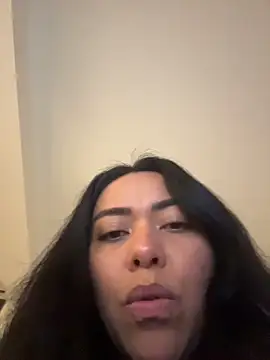 PetitLumiere online show from November 25, 4:56 am