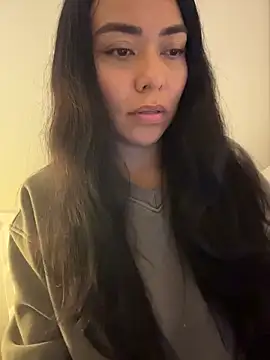 PetitLumiere online show from February 4, 4:29 am