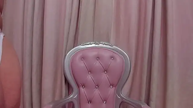 Arianna bigboobs  online show from January 23, 2:50 pm