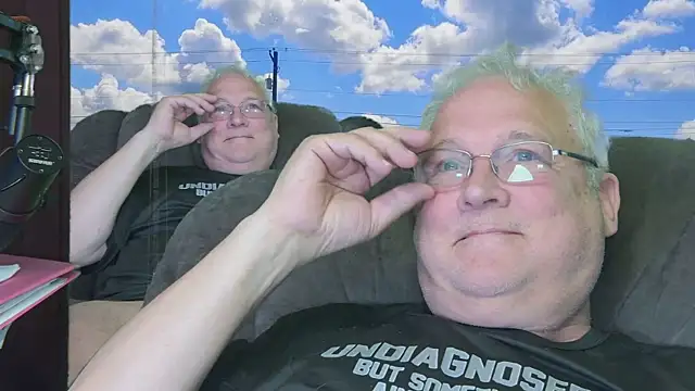 ButtCrackShowing-OOPS online show from May 15, 3:02 am