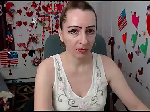 EvelynAngell online show from March 3, 6:59 am