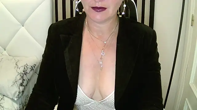 xxNoeliaxx online show from December 18, 7:47 am