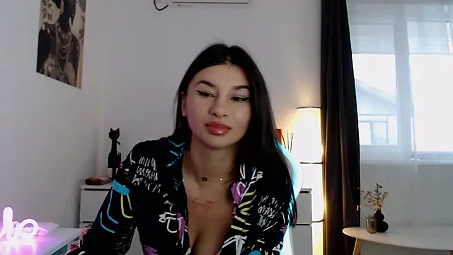 Snapshot of Simply_the_best chatting on November 14, 2:16 pm Simply the best online show from November 14, 2:16 pm