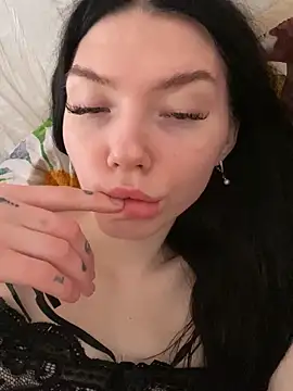 Lisaaa Alisa online show from January 30, 7:29 am