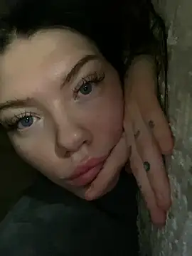 Lisaaa Alisa online show from January 30, 7:15 pm