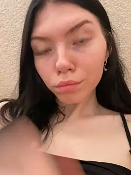 Lisaaa Alisa online show from February 4, 6:25 am