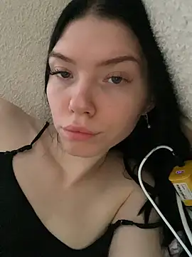 Lisaaa Alisa online show from February 5, 3:23 am