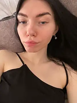 Lisaaa Alisa online show from February 11, 4:01 am