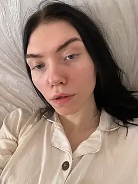 Lisaaa Alisa online show from February 27, 9:32 am