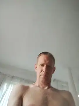 Snapshot of Blondinet92 chatting on July 9, 6:56 pm Blondinet92 online show from July 9, 6:56 pm