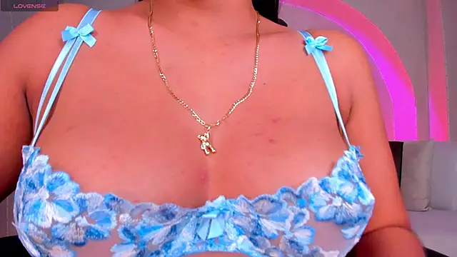 Snapshot of JessicaWilliams1 chatting on October 11, 9:41 am JessicaWilliams1 online show from October 11, 9:41 am