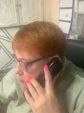 Snapshot of Klio5678 chatting on April 17, 8:34 pm Klio5678 online show from April 17, 8:34 pm