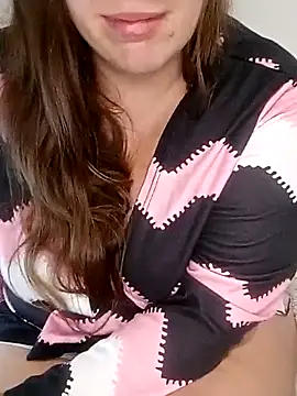 Snapshot of FrancaiseLynne chatting on September 8, 8:52 pm FrancaiseLynne online show from September 8, 8:52 pm