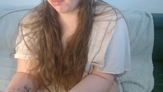 Snapshot of FrancaiseLynne chatting on March 7, 4:04 pm FrancaiseLynne online show from March 7, 4:04 pm