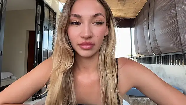 Snapshot of bailey_kat chatting on February 3, 7:24 am bailey kat online show from February 3, 7:24 am