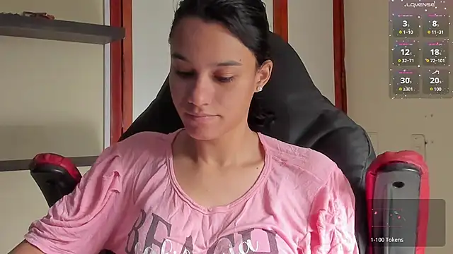 SamanthaWatson online show from December 25, 2:02 pm