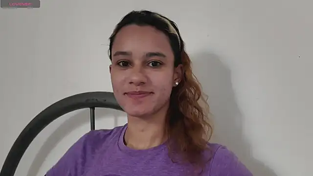 SamanthaWatson online show from November 3, 7:48 pm