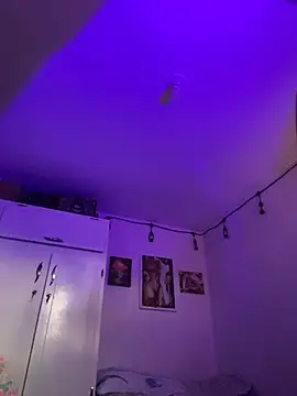 LiliJones  online show from March 18, 10:26 pm