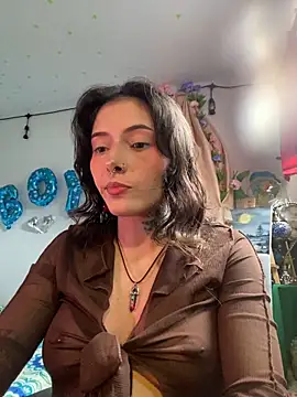 LiliJones  online show from May 17, 8:27 pm