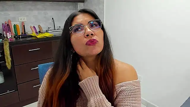 Luna Dumont online show from January 23, 2:28 pm