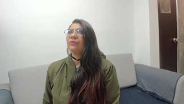 Luna Dumont online show from January 16, 11:25 am