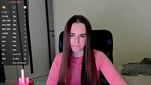 Kimmberr online show from October 29, 4:26 am