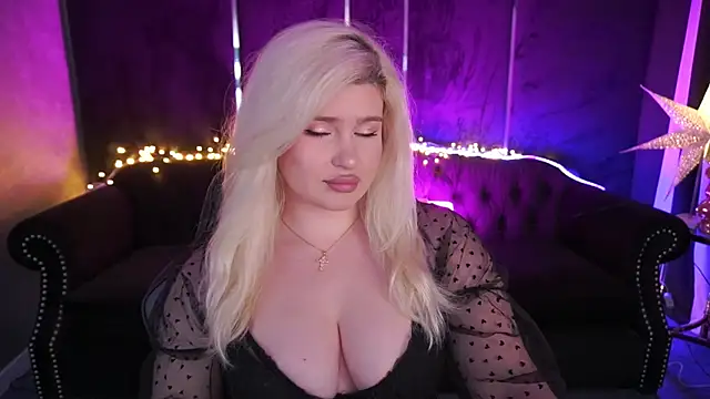 CocoSecretss online show from May 16, 7:38 am