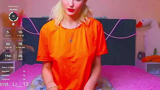 Snapshot of Angelina__1 chatting on January 8, 1:42 am Angelina 1 online show from January 8, 1:42 am