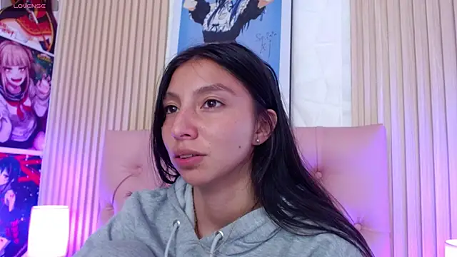 kendall saenz online show from December 27, 10:37 pm