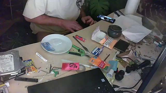 Snapshot of halebob@xh chatting on September 13, 5:51 am halebobxh online show from September 13, 5:51 am