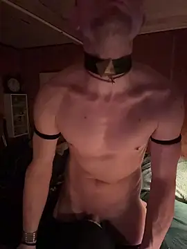 Snapshot of SexToyOnely chatting on March 13, 11:06 am SexToyOnely online show from March 13, 11:06 am