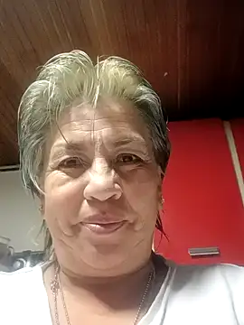 Snapshot of DirtyBIianca chatting on January 22, 11:01 am DirtyBIianca online show from January 22, 11:01 am