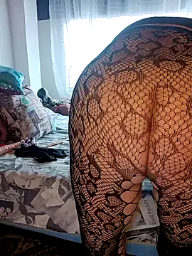 Snapshot of DirtyBIianca chatting on February 19, 5:42 pm DirtyBIianca online show from February 19, 5:42 pm