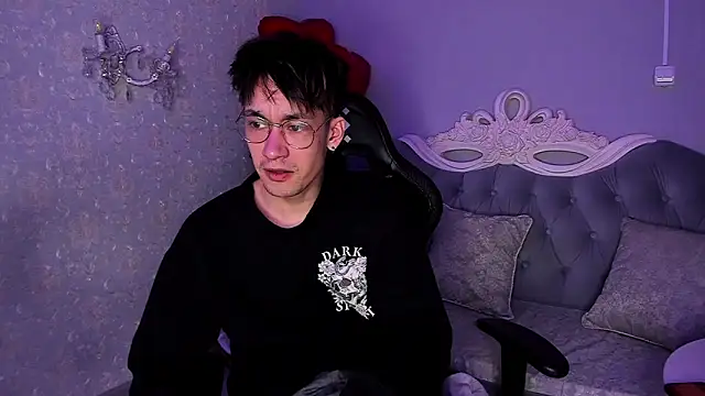 CalvinOwens online show from February 9, 7:05 am