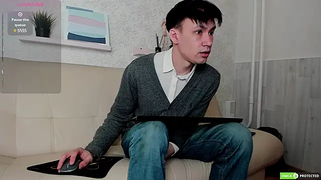 CalvinOwens online show from February 22, 3:34 am