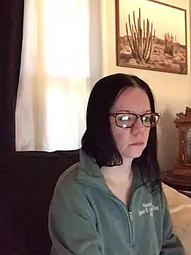 Snapshot of SidneyRaee chatting on March 19, 3:05 pm SidneyRaee online show from March 19, 3:05 pm