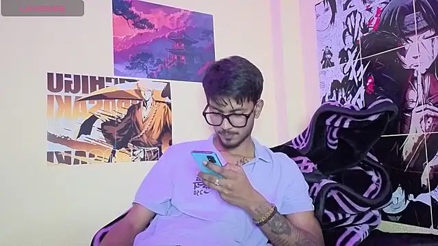 just fucks online show from March 31, 7:47 pm