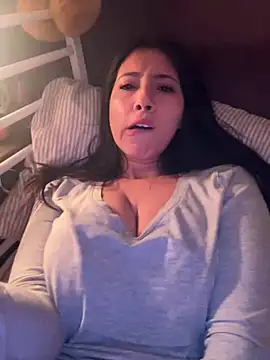 sweedbabyy online show from January 16, 7:17 am