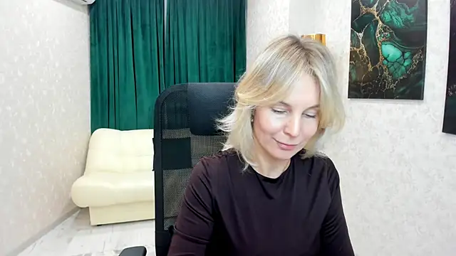 Sinty Devis online show from January 11, 11:23 am