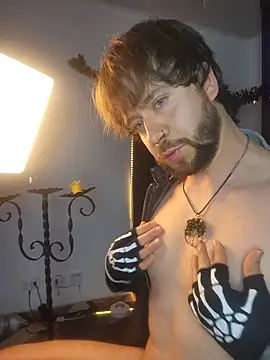 just maxii online show from October 28, 11:40 pm