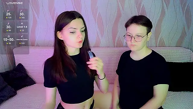  crazy baby  online show from October 19, 8:09 pm